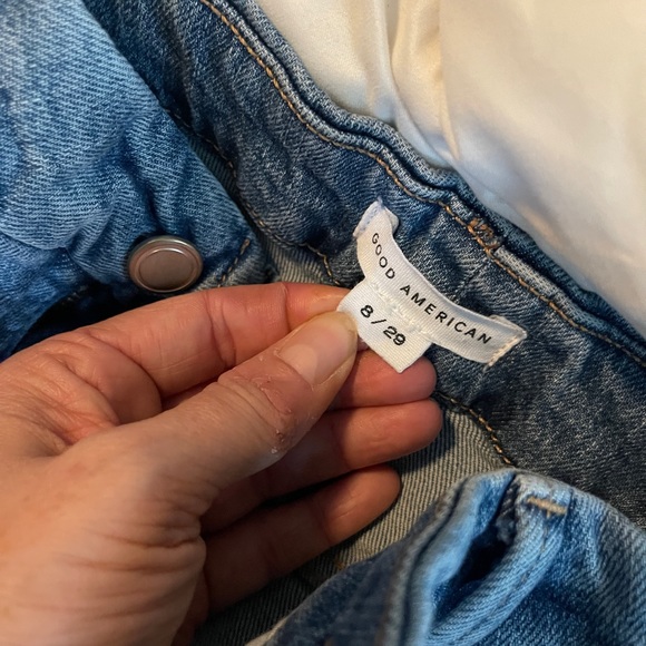 Good American Good Curve Skinny crop size 29 - Picture 4 of 9
